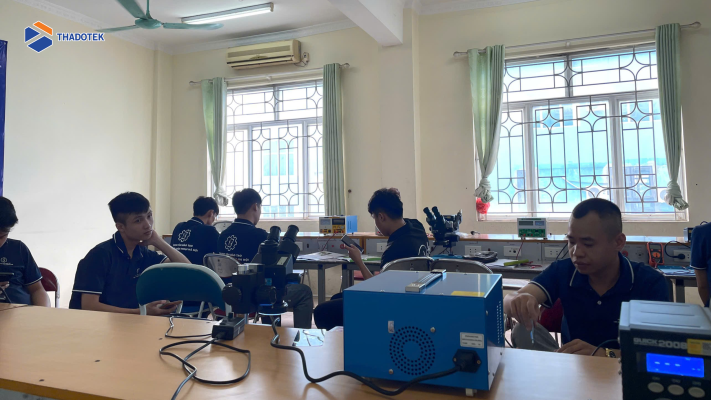 Đào tạo nghề sửa chữa điện thoại tại Hà Nội đào tạo nghề sửa chữa điện thoại