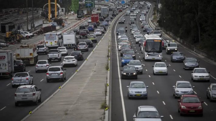 Kinh nghiệm lái xe ô tô trời mưa bão an toàn lái xe ô tô trời mưa