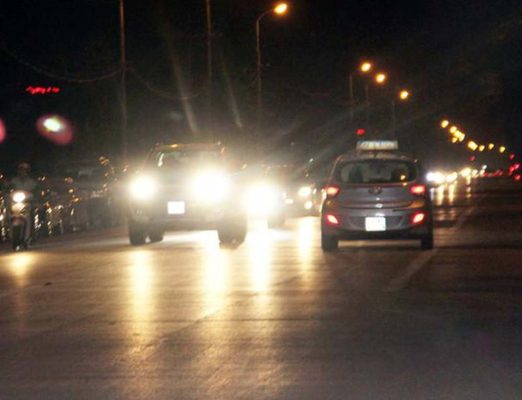Cách bật đèn pha cốt ô tô và những điều cần biết khi sử dụng đèn ô tô 7a23de31f072192c4063
